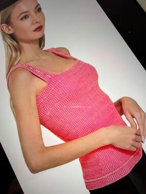 😉 👀 Zenana Seamless Winkle Stone Washed Tank Top - Coral Fuschia